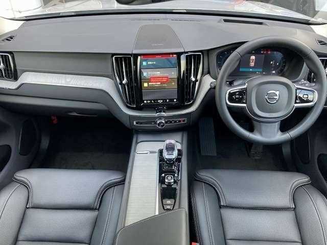 Volvo XC60 2025 — фото 4 купить в Москве