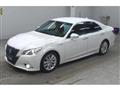 2015 Toyota Crown Hybrid