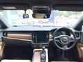 2017 Volvo V90