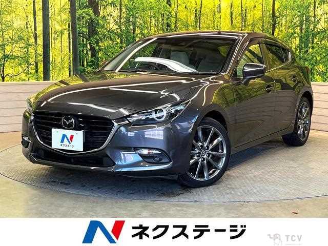2017 Mazda Axela