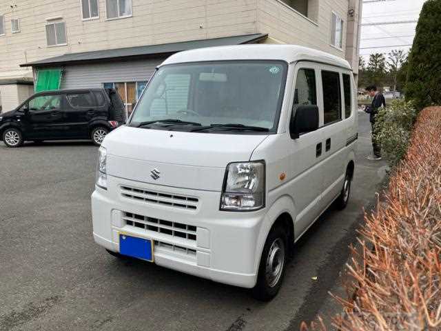 2012 Suzuki Every