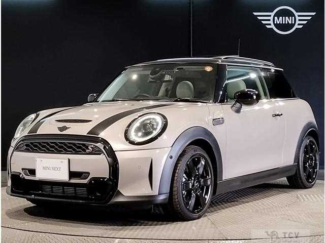 2022 BMW MINI