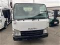 2015 Isuzu Elf Truck
