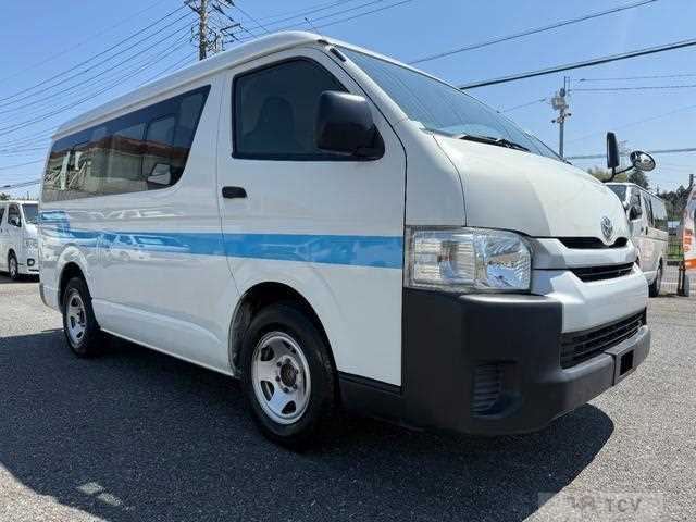 2015 Toyota Hiace Wagon