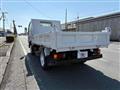 2013 Isuzu Elf Truck