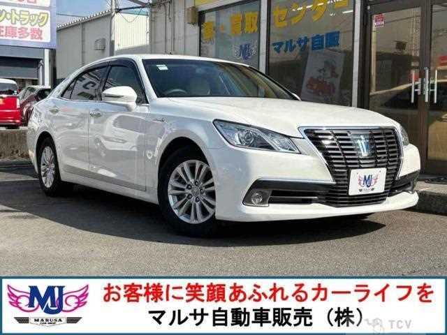 2014 Toyota Crown Hybrid