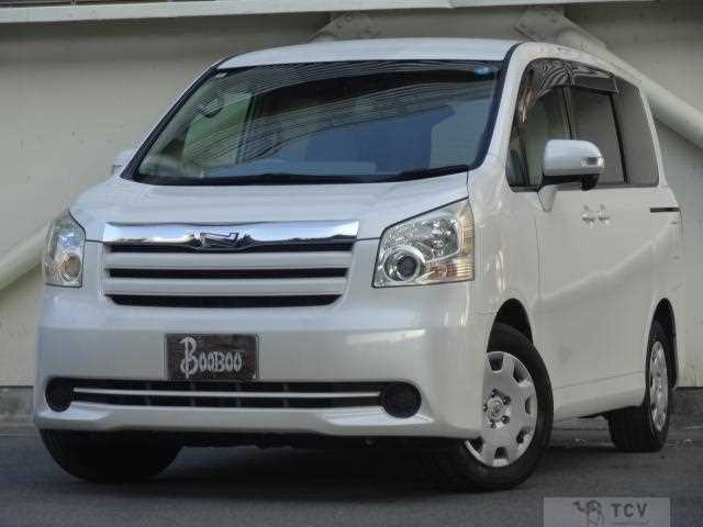 2010 Toyota Noah