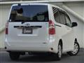 2010 Toyota Noah