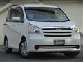 2010 Toyota Noah