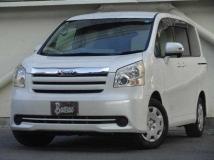 2010 Toyota Noah