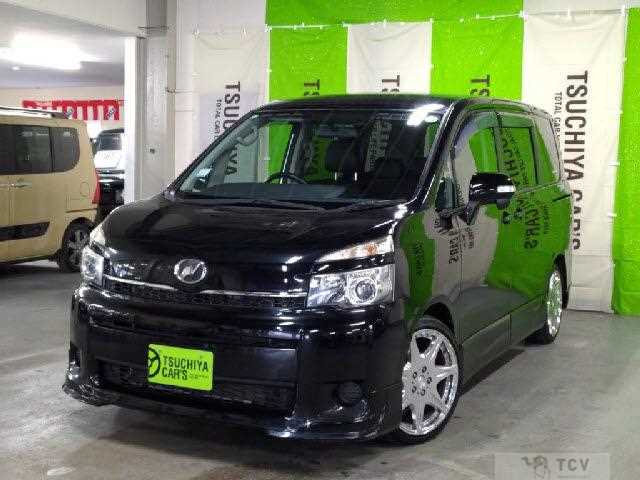2011 Toyota Voxy
