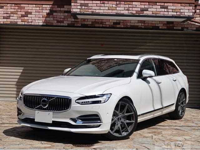 2017 Volvo V90