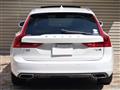 2017 Volvo V90