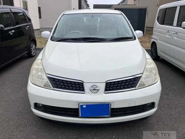 2005 Nissan Tiida