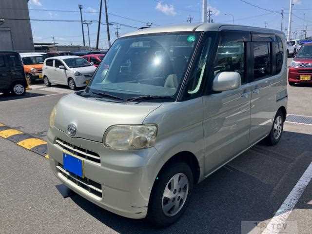 2013 Daihatsu Tanto