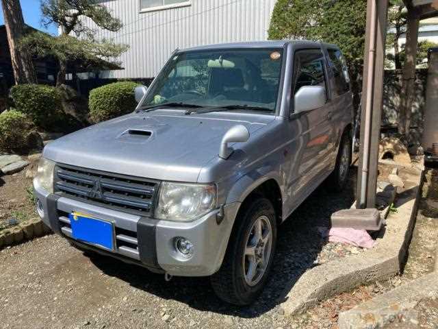 2010 Mitsubishi Pajero Mini