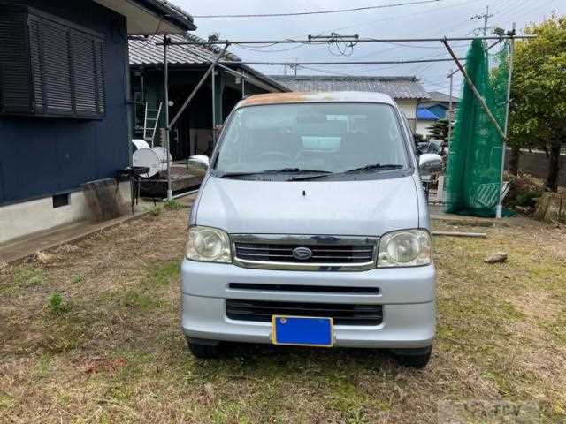 2004 Daihatsu Atrai Wagon