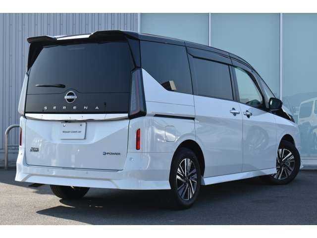 Nissan Serena 2026 — фото 3 купить в Москве