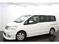 2009 Nissan Serena