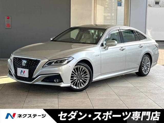 2018 Toyota Crown Hybrid