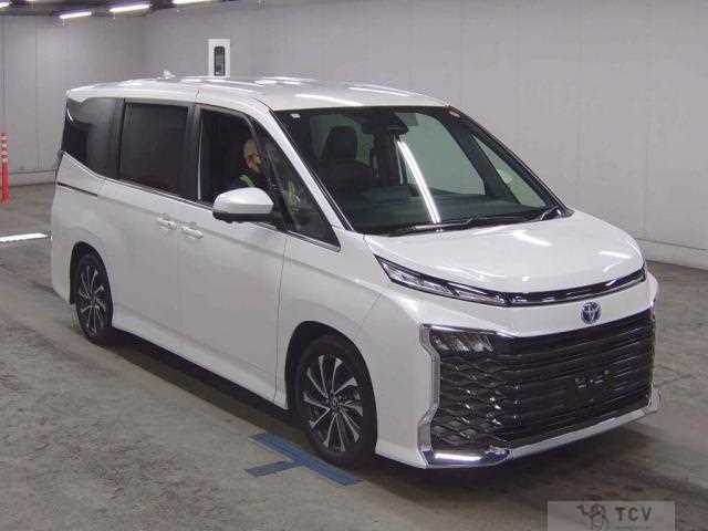 2024 Toyota Voxy