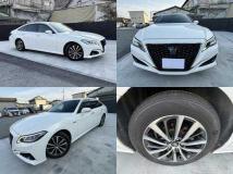 2019 Toyota Crown Hybrid