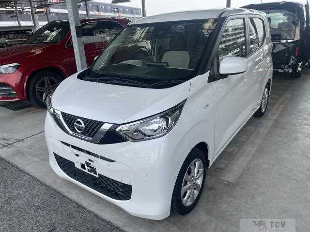 2021 Nissan Nissan Others