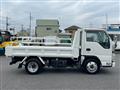 2013 Isuzu Elf Truck