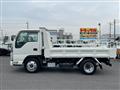 2013 Isuzu Elf Truck