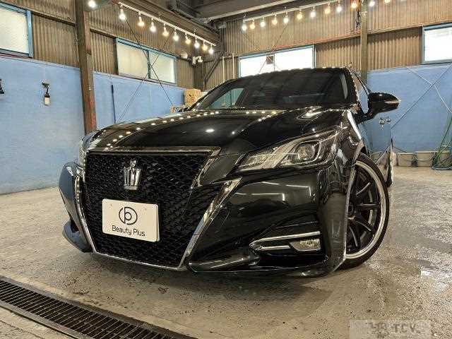2016 Toyota Crown