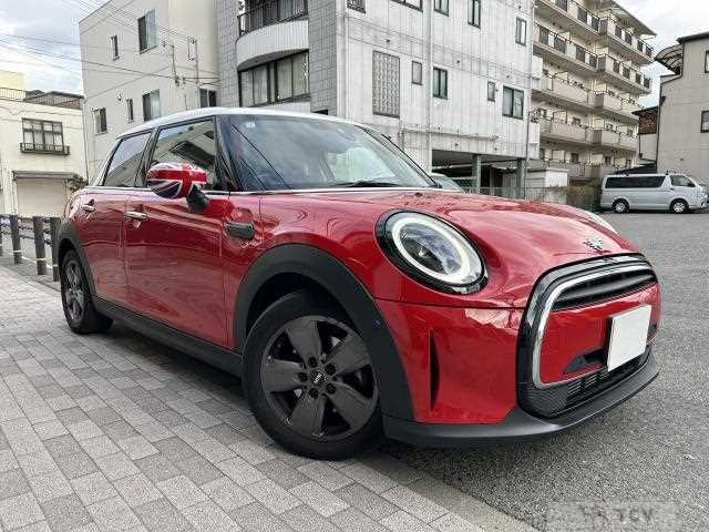 2021 BMW MINI
