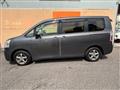 2010 Toyota Noah