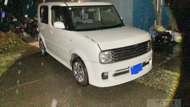 2003 Nissan Cube