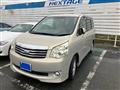 2012 Toyota Noah