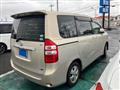 2012 Toyota Noah