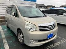 2012 Toyota Noah