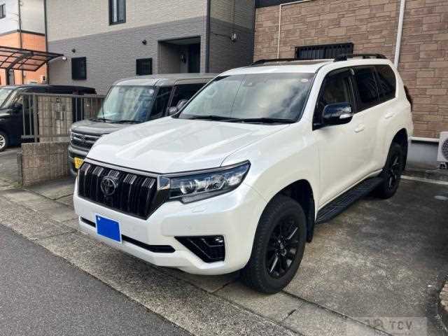 2022 Toyota Land Cruiser Prado