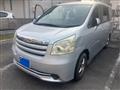 2010 Toyota Noah