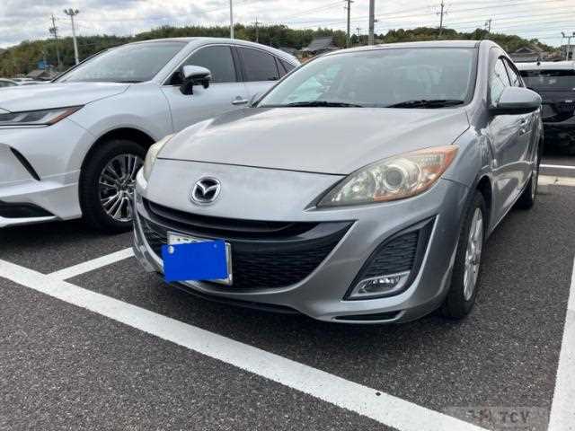 2010 Mazda Axela