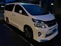 2012 Toyota Vellfire