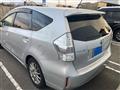 2013 Toyota PRIUS α