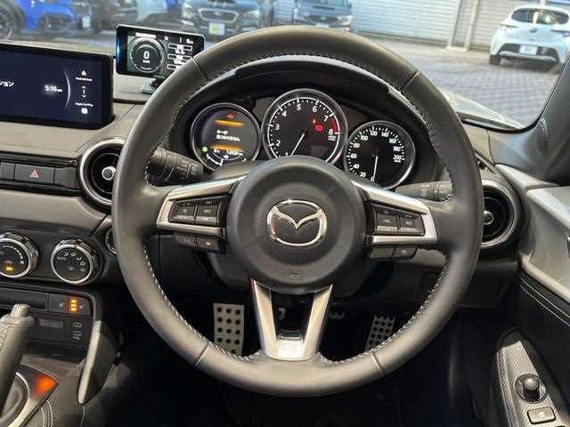 Mazda Roadster 2025 — фото 10 купить в Москве