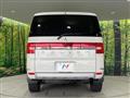 2011 Mitsubishi Delica D5