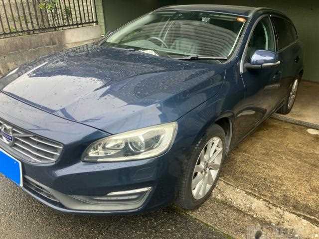 2015 Volvo V60
