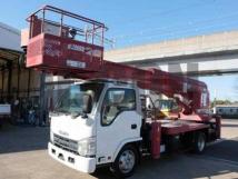 2013 Isuzu Elf Truck