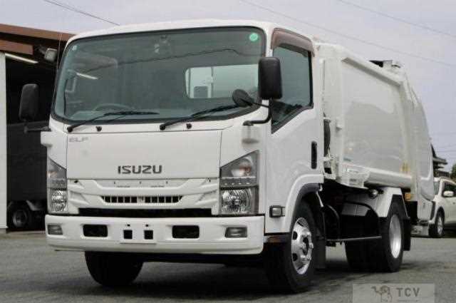 2015 Isuzu Elf Truck
