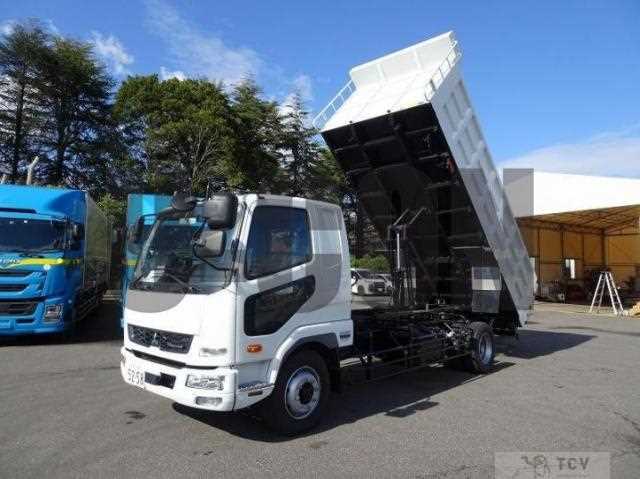2025 Mitsubishi Fuso Fighter