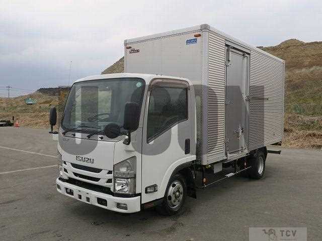 2017 Isuzu Elf Truck