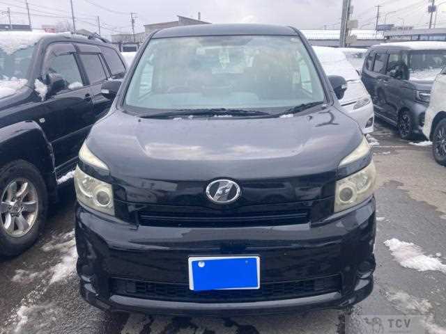 2008 Toyota Voxy