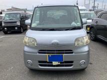 2009 Daihatsu Tanto